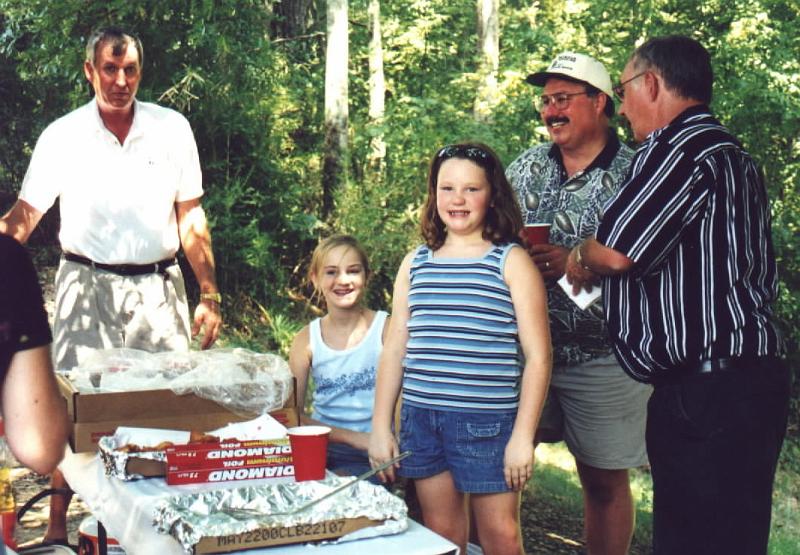 Frying fish.jpg - 1999 - Misty & Andy Reardon's Wedding, Vicksburg, MS - Uncle David, Gretchen, Stephanie, Marty & Uncle Larry